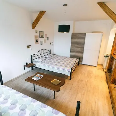 Cozy Apartment-above Main Square * Lublaň
