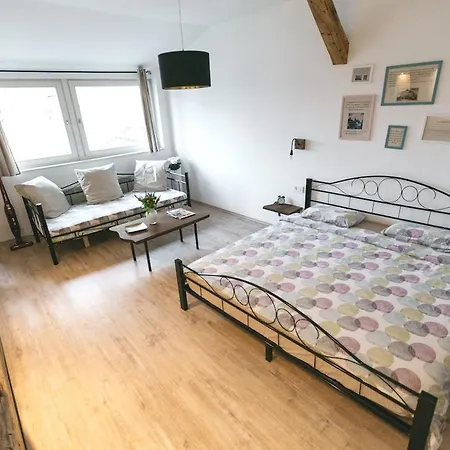 Apartmán Cozy Apartment-above Main Square *